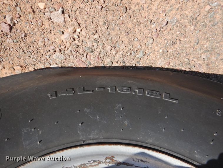 image for item DJ8428 2008 Massey-Ferguson 9635  windrower