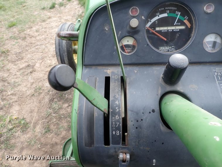 image for item DK4720 1966 John Deere 3020  tractor