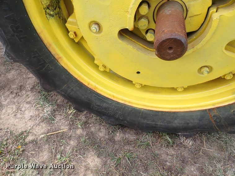 image for item DK4720 1966 John Deere 3020  tractor