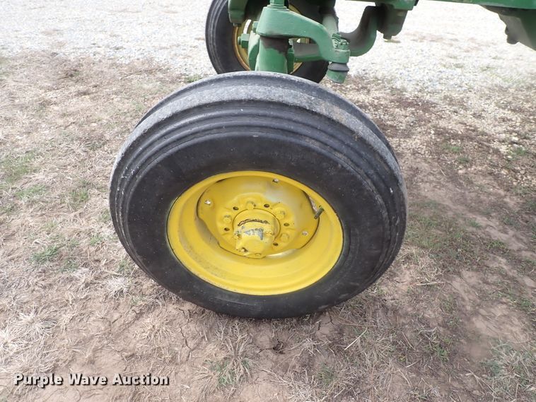 image for item DK4720 1966 John Deere 3020  tractor