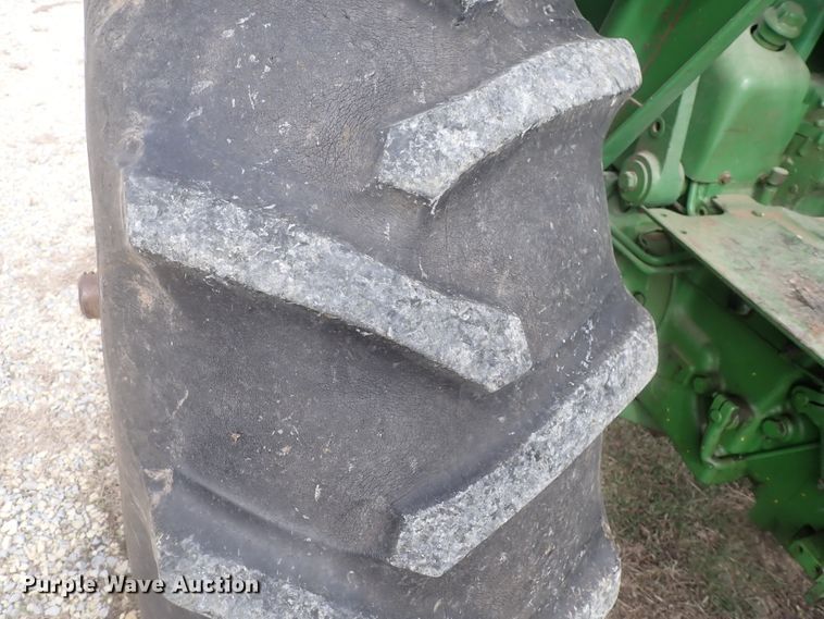 image for item DK4720 1966 John Deere 3020  tractor