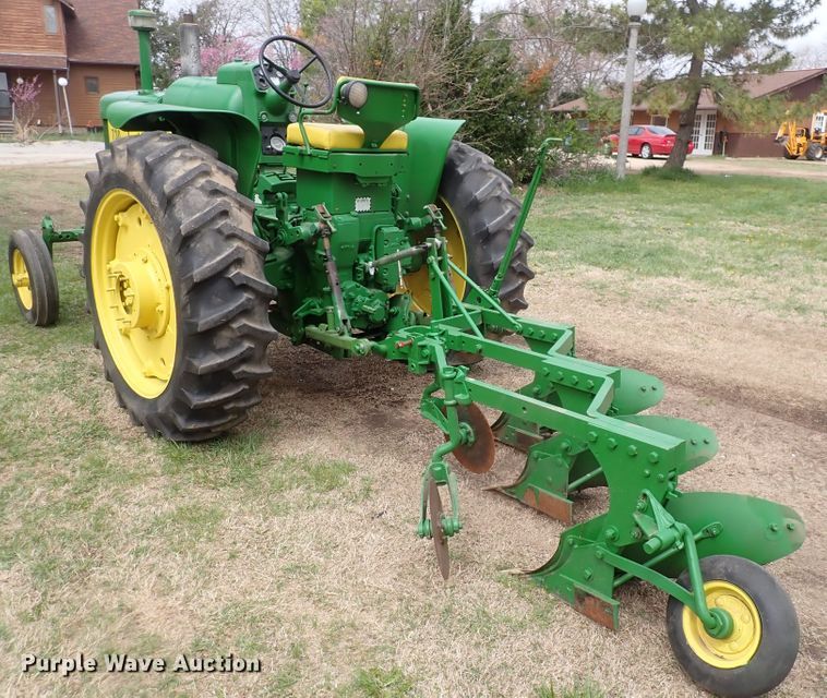 image for item DK4732 John Deere 730  tractor