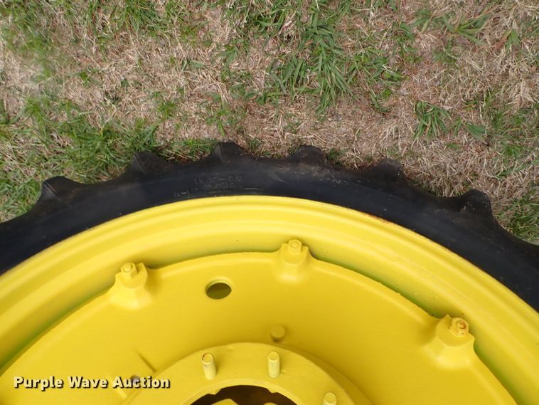 image for item DK4732 John Deere 730  tractor