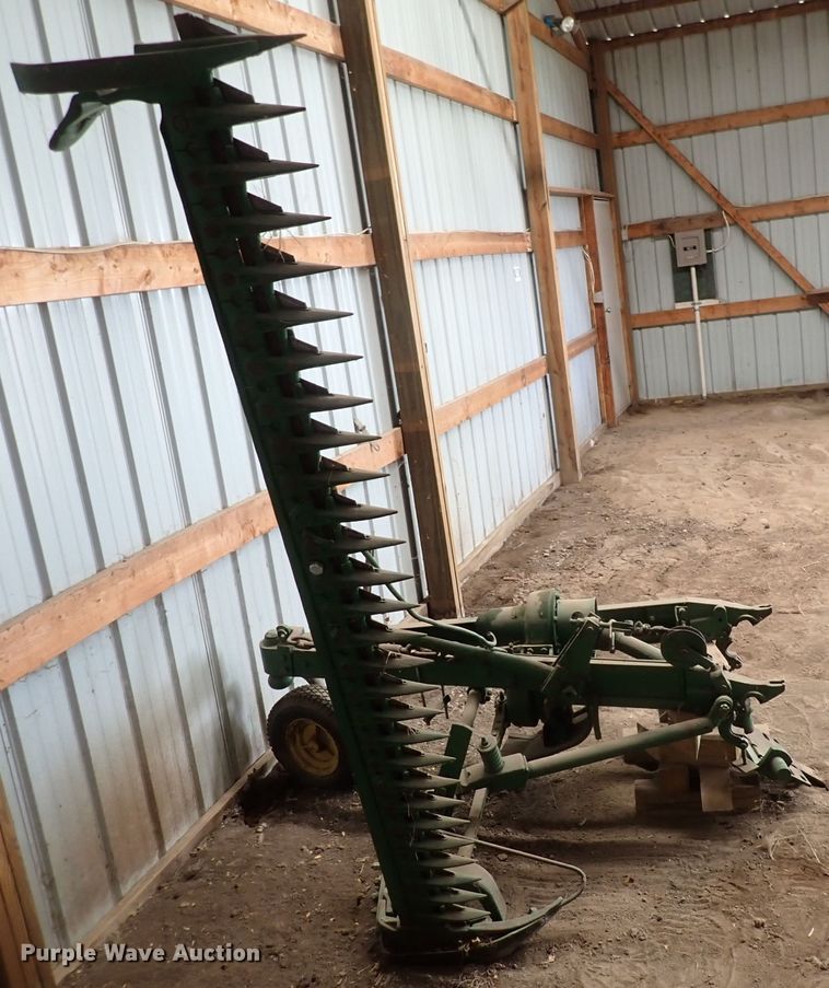 image for item DK4733 John Deere No. 8  sickle mower