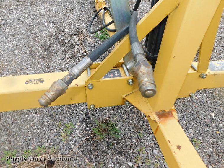 image for item DK8516 2003 Vermeer WR24  hay rake