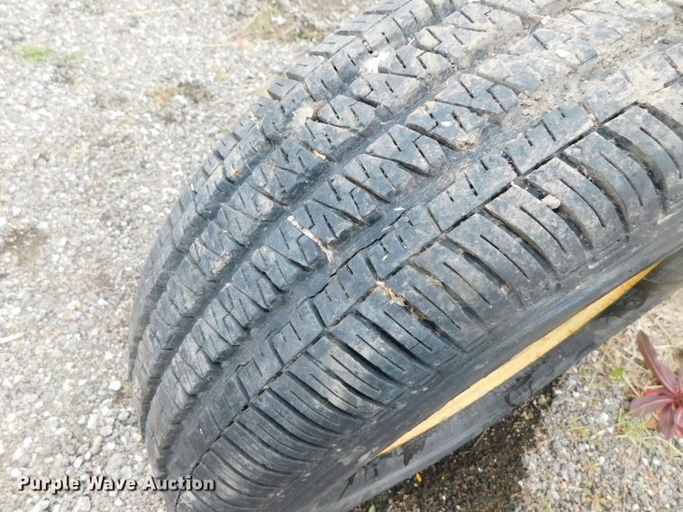 image for item DK8516 2003 Vermeer WR24  hay rake