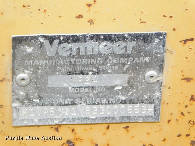 image for item DK8516 2003 Vermeer WR24  hay rake