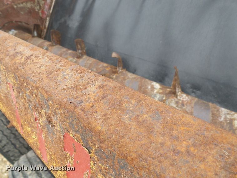 image for item DL0967 New Holland 306  manure spreader