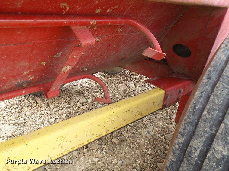 image for item DL0967 New Holland 306  manure spreader