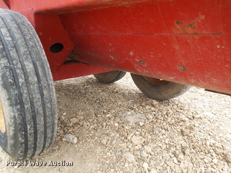 image for item DL0967 New Holland 306  manure spreader