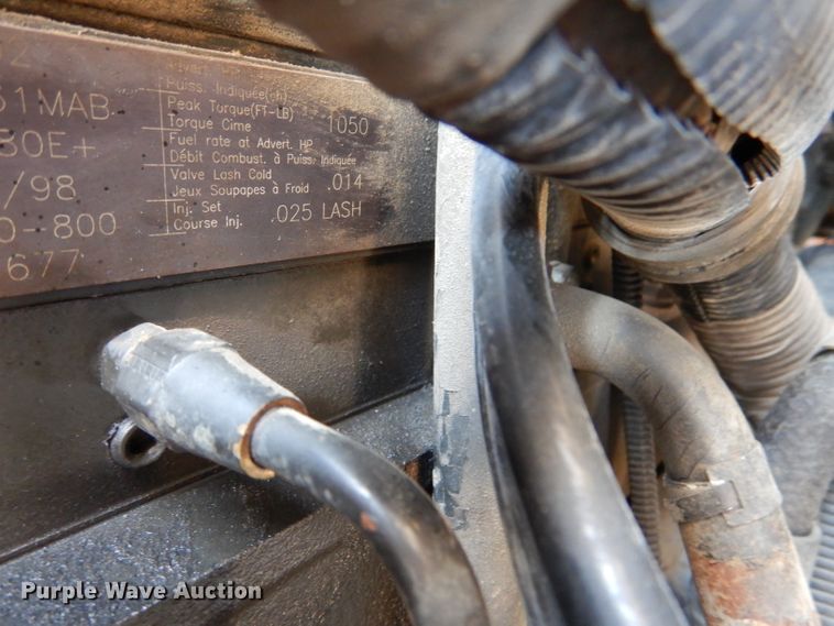 image for item DL2758 1999 International 8100  grain truck