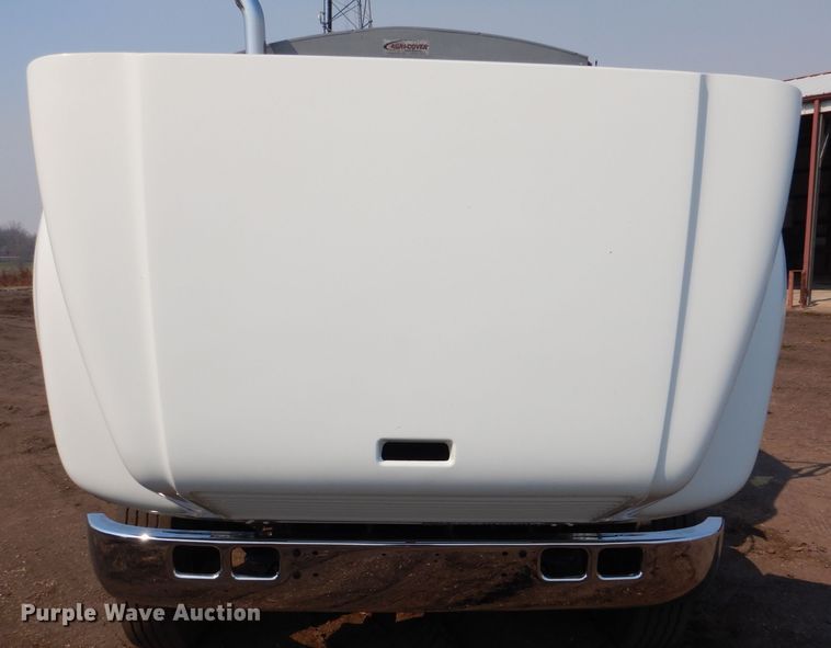 image for item DL2758 1999 International 8100  grain truck