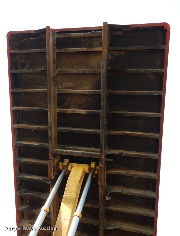 image for item DL2758 1999 International 8100  grain truck