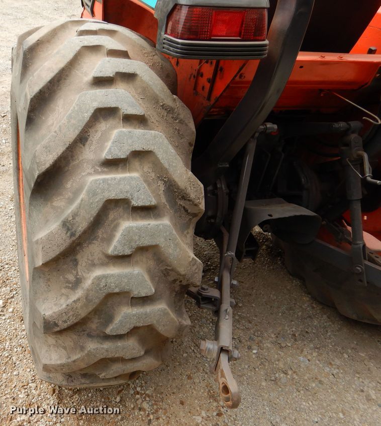 image for item DL2888 Kubota L4610  MFWD tractor