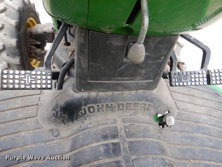 image for item DL2889 John Deere 4400  MFWD tractor