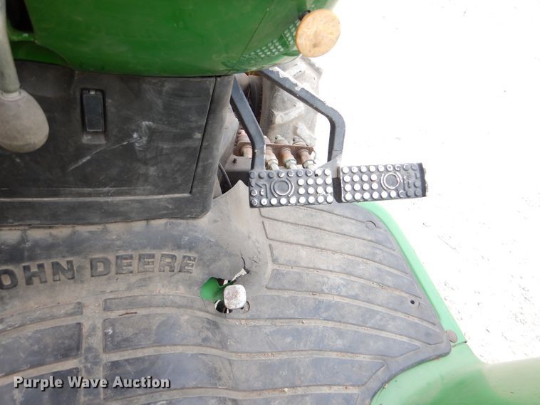 image for item DL2889 John Deere 4400  MFWD tractor