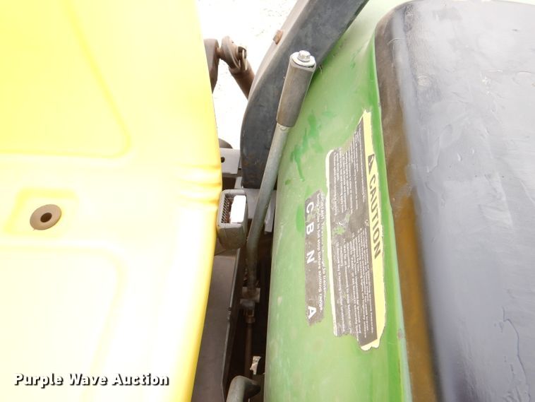 image for item DL2889 John Deere 4400  MFWD tractor