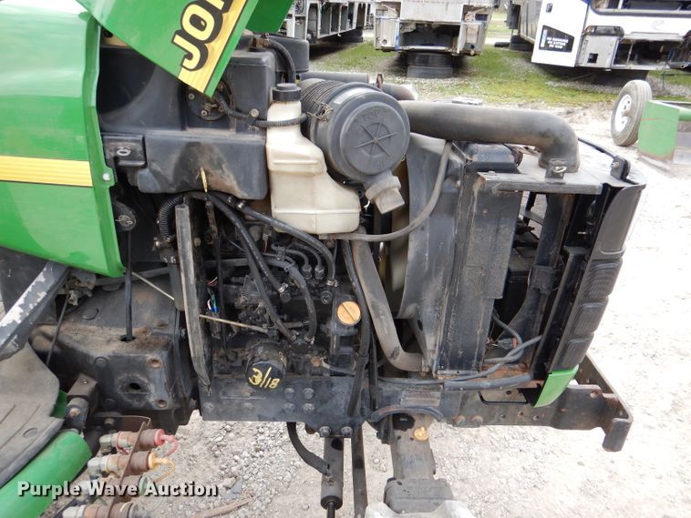 image for item DL2889 John Deere 4400  MFWD tractor