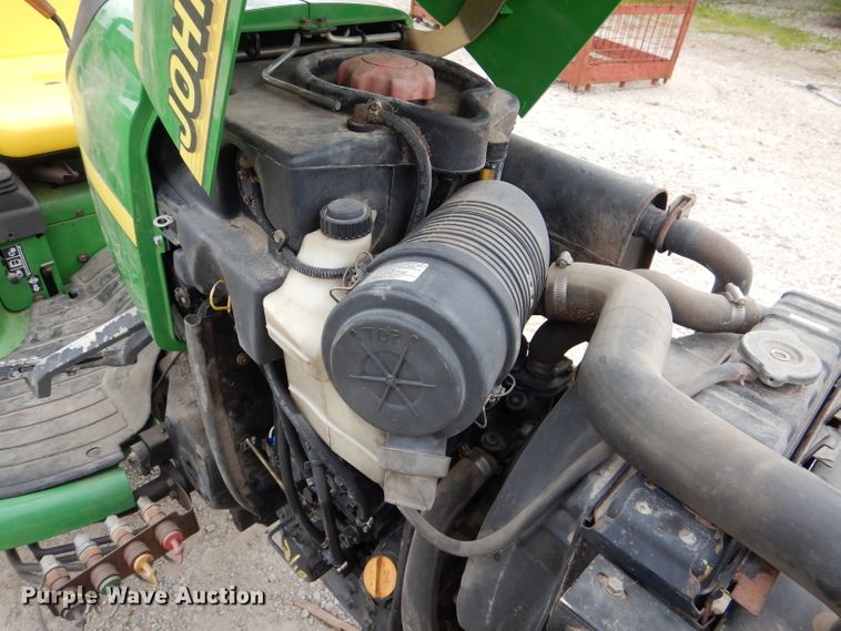 image for item DL2889 John Deere 4400  MFWD tractor