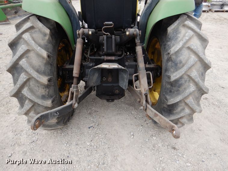 image for item DL2889 John Deere 4400  MFWD tractor