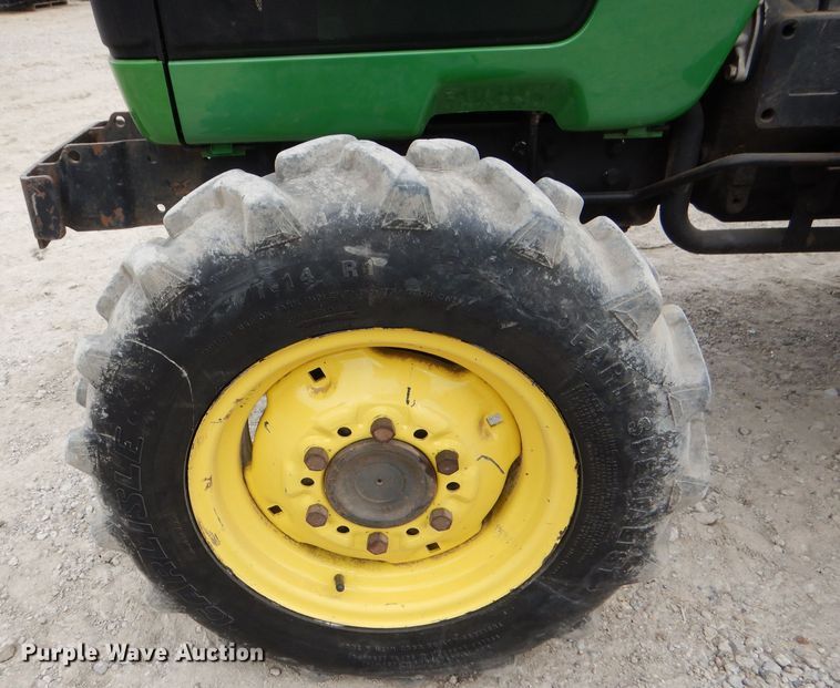 image for item DL2889 John Deere 4400  MFWD tractor