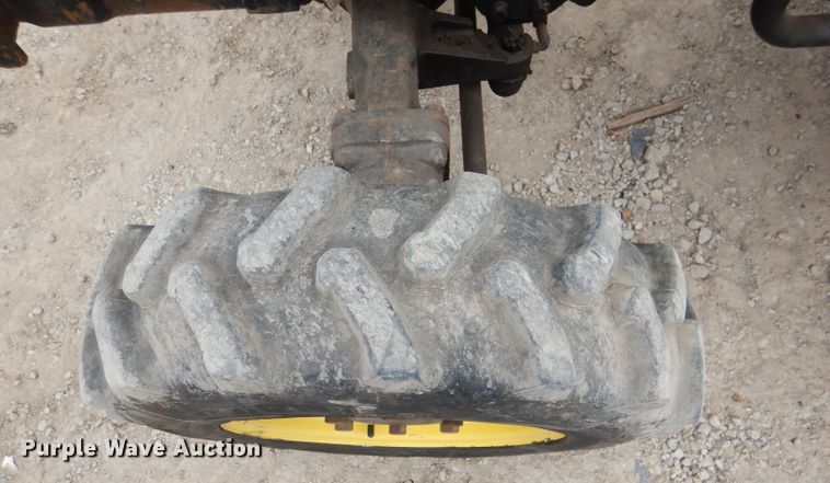 image for item DL2889 John Deere 4400  MFWD tractor