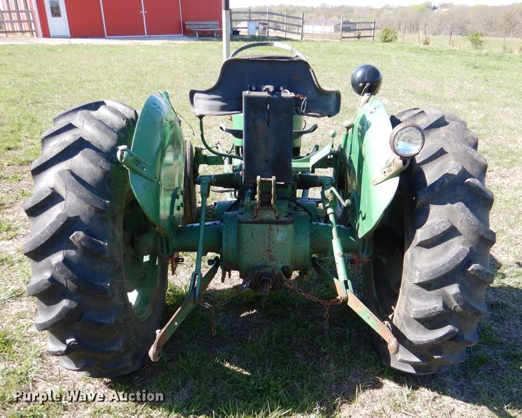 image for item DL2907 Oliver Super 55  tractor
