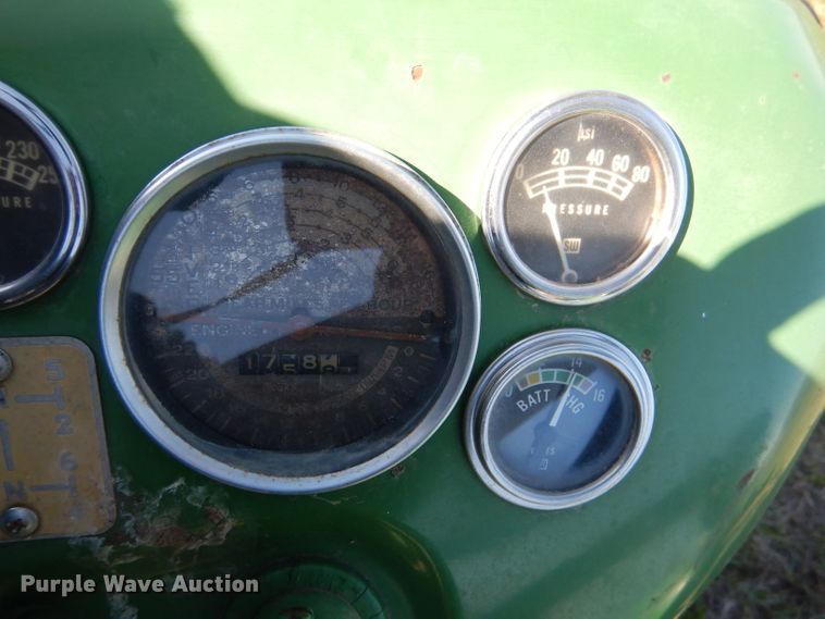 image for item DL2907 Oliver Super 55  tractor