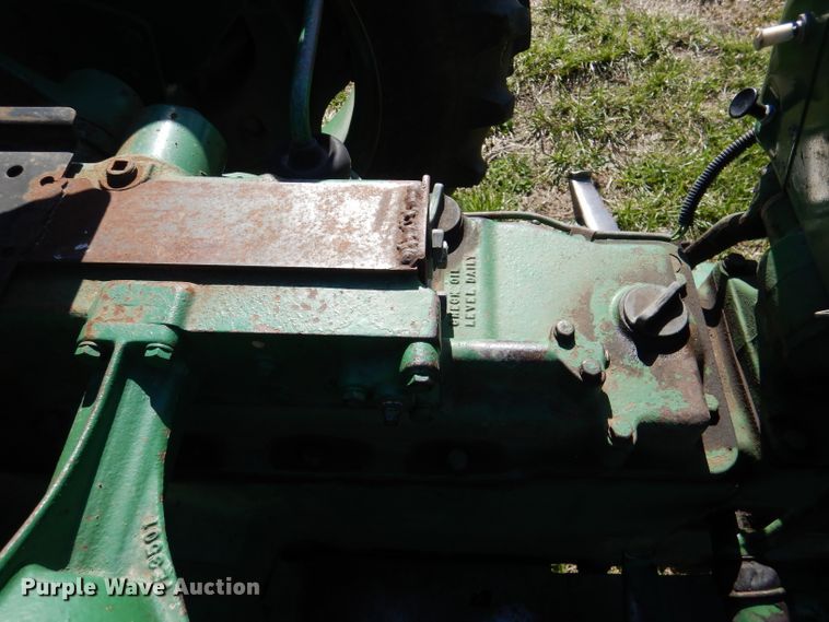 image for item DL2907 Oliver Super 55  tractor