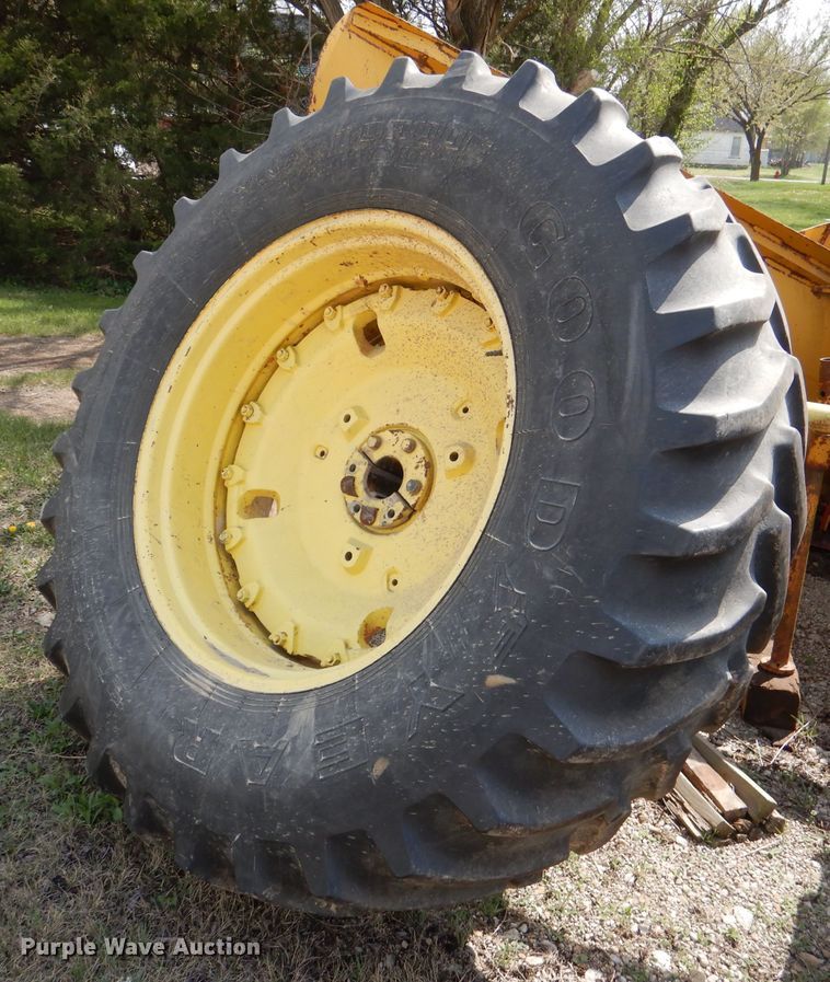 image for item DL2936 1979 John Deere 4840  tractor