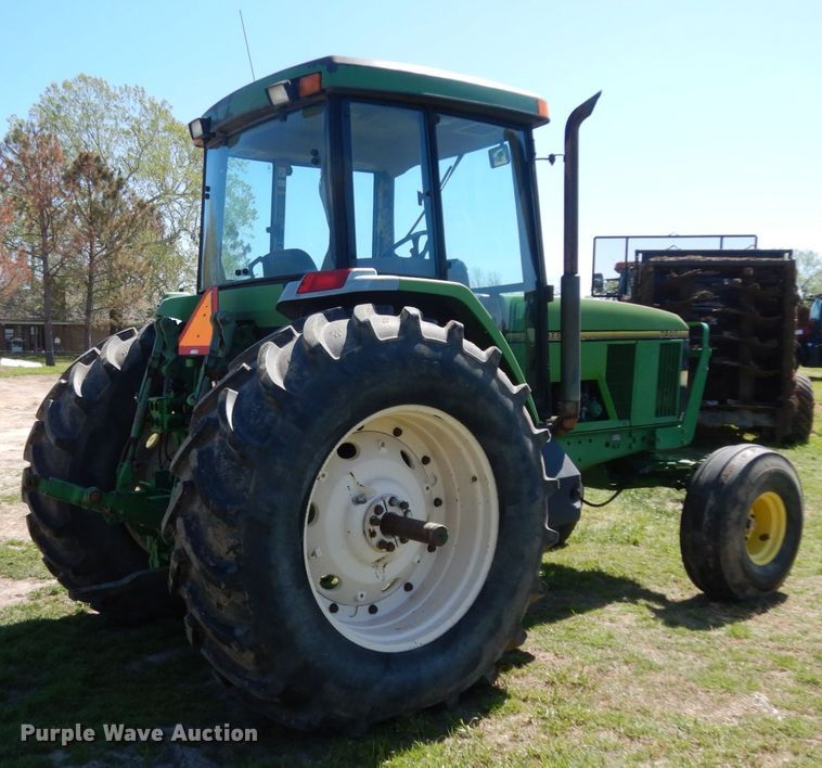 image for item DM2908 1994 John Deere 7400  tractor