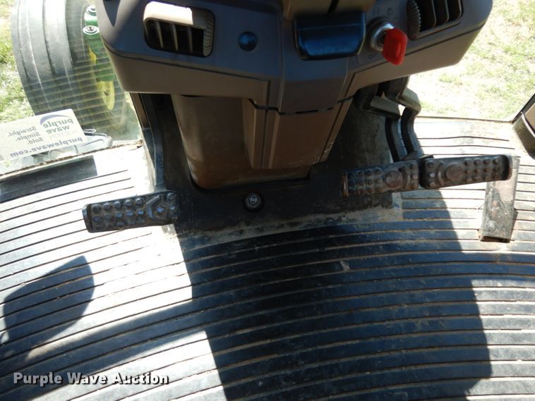 image for item DM2908 1994 John Deere 7400  tractor