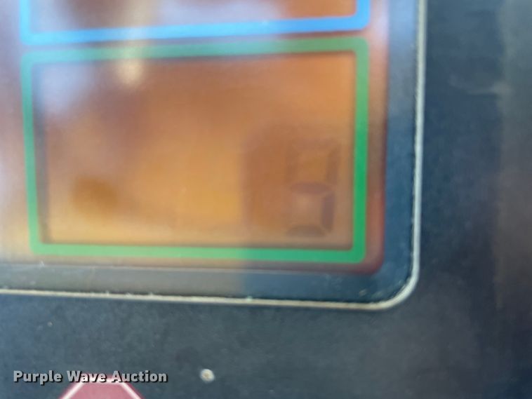 image for item DM2908 1994 John Deere 7400  tractor