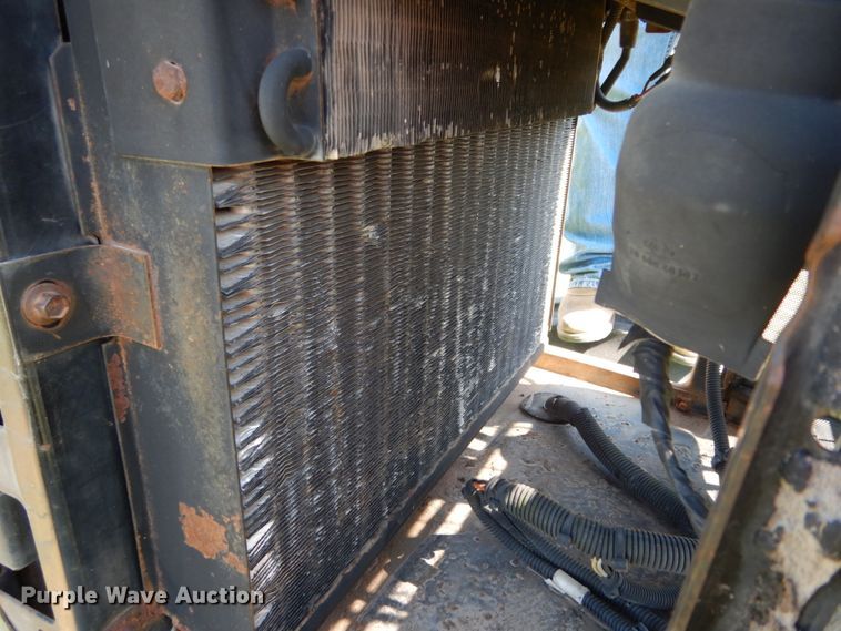 image for item DM2908 1994 John Deere 7400  tractor