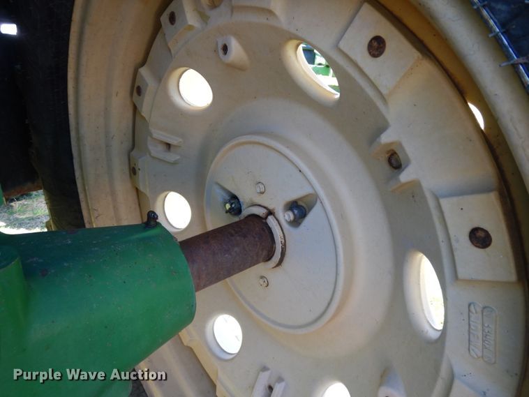 image for item DM2908 1994 John Deere 7400  tractor