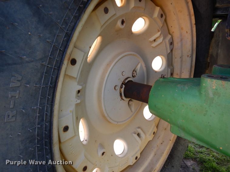 image for item DM2908 1994 John Deere 7400  tractor