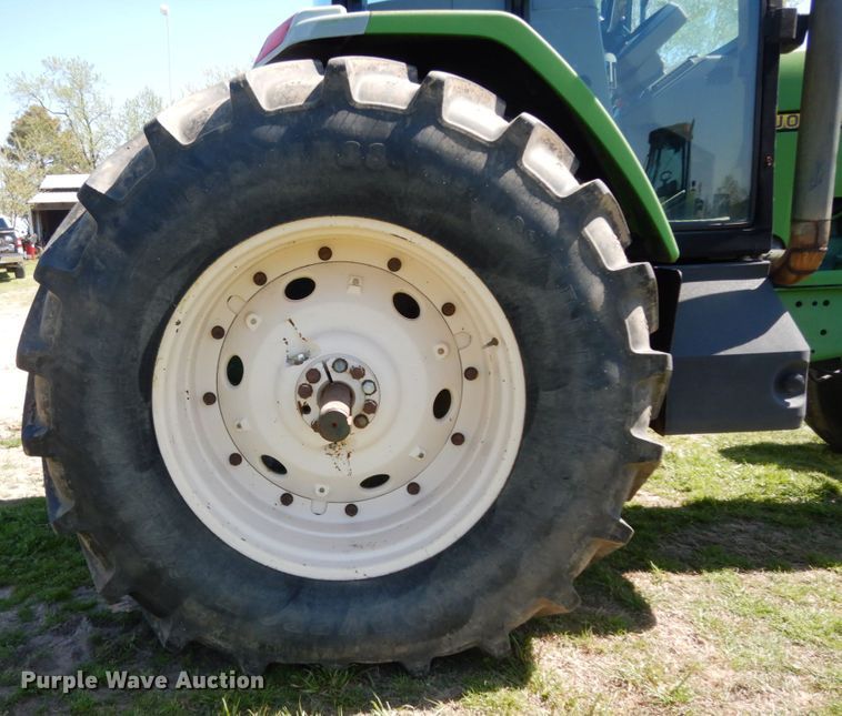 image for item DM2908 1994 John Deere 7400  tractor