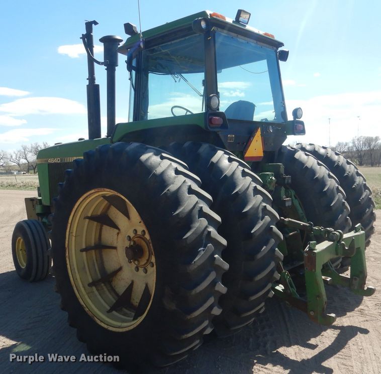 image for item FI9022 1980 John Deere 4640  tractor