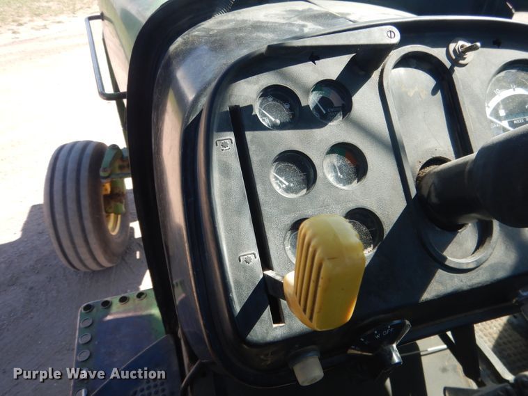 image for item FI9022 1980 John Deere 4640  tractor