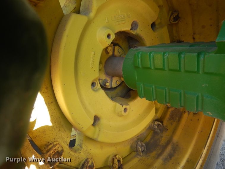 image for item FI9022 1980 John Deere 4640  tractor