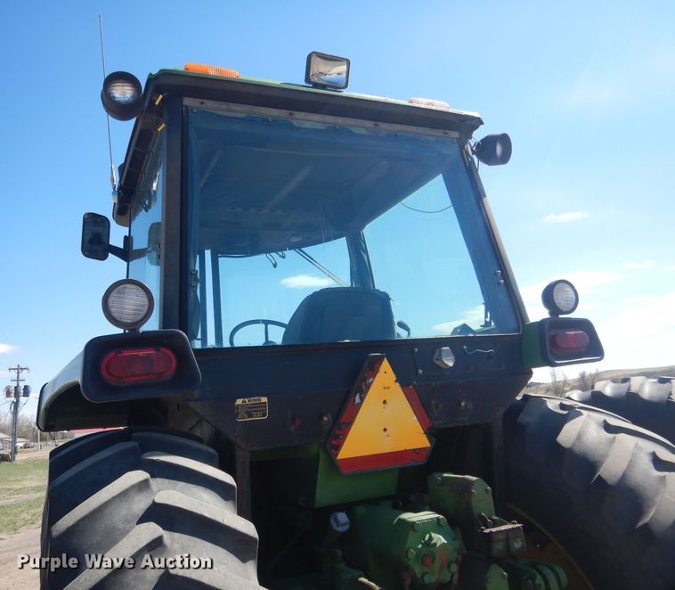 image for item FI9022 1980 John Deere 4640  tractor