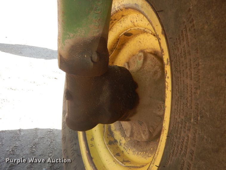 image for item FI9022 1980 John Deere 4640  tractor