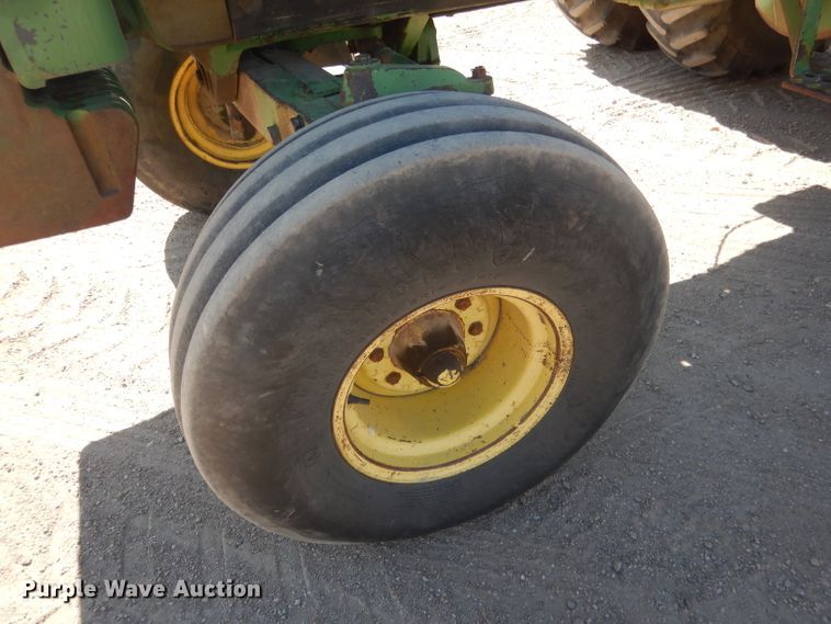 image for item FI9022 1980 John Deere 4640  tractor