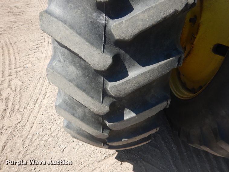 image for item FI9022 1980 John Deere 4640  tractor