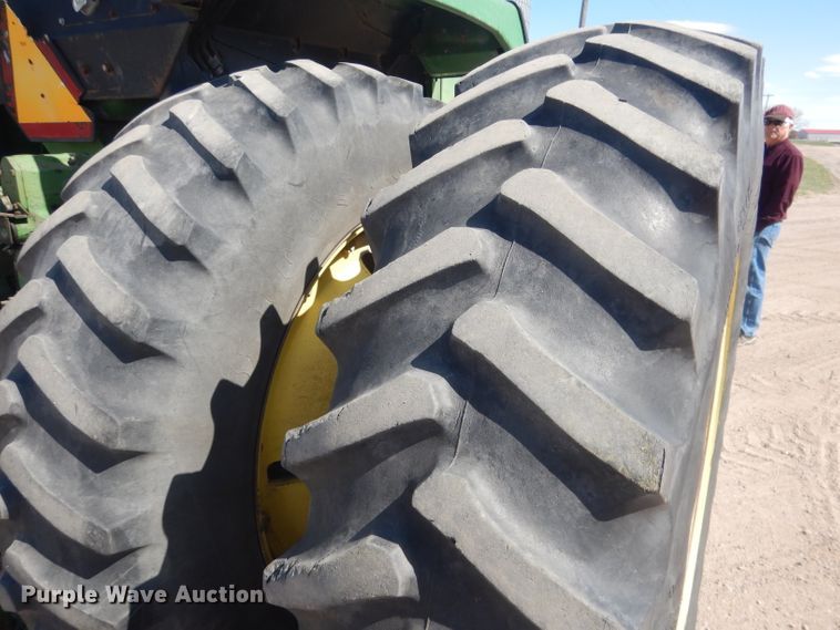 image for item FI9022 1980 John Deere 4640  tractor