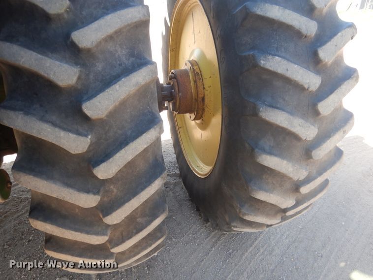 image for item FI9022 1980 John Deere 4640  tractor