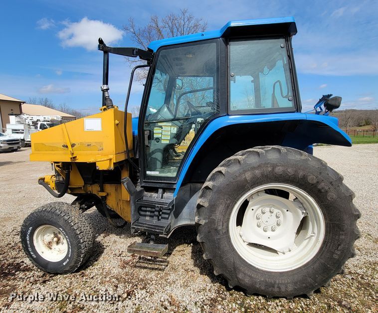 image for item FL9170 2000 New Holland TS100  tractor