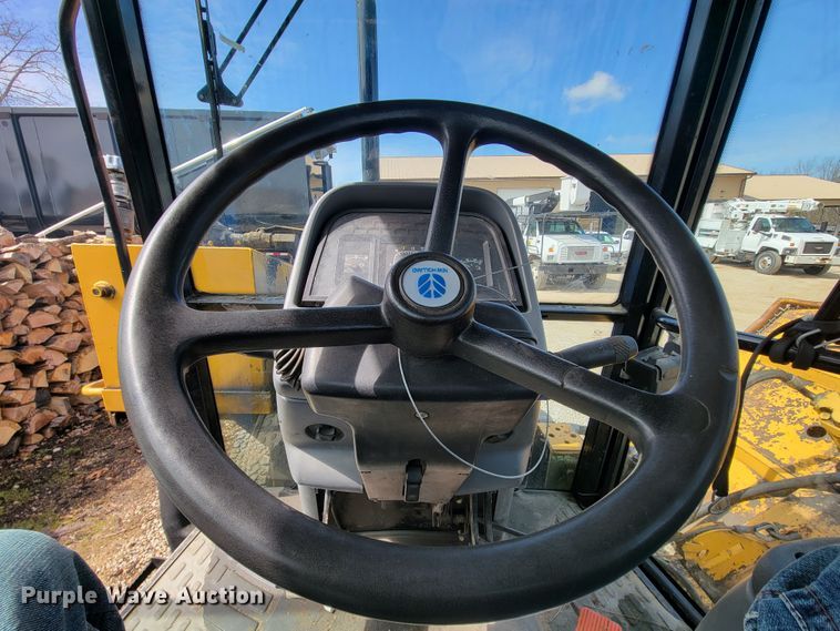 image for item FL9170 2000 New Holland TS100  tractor