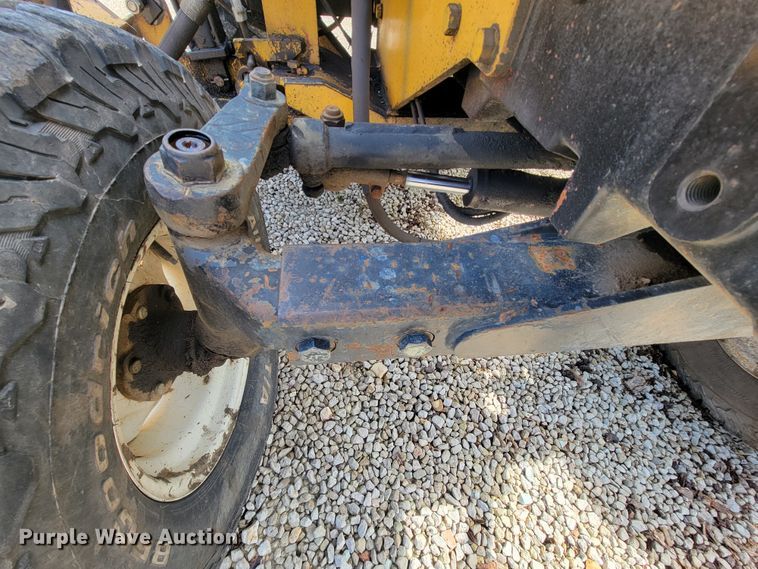 image for item FL9170 2000 New Holland TS100  tractor