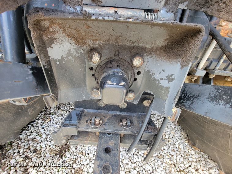 image for item FL9170 2000 New Holland TS100  tractor